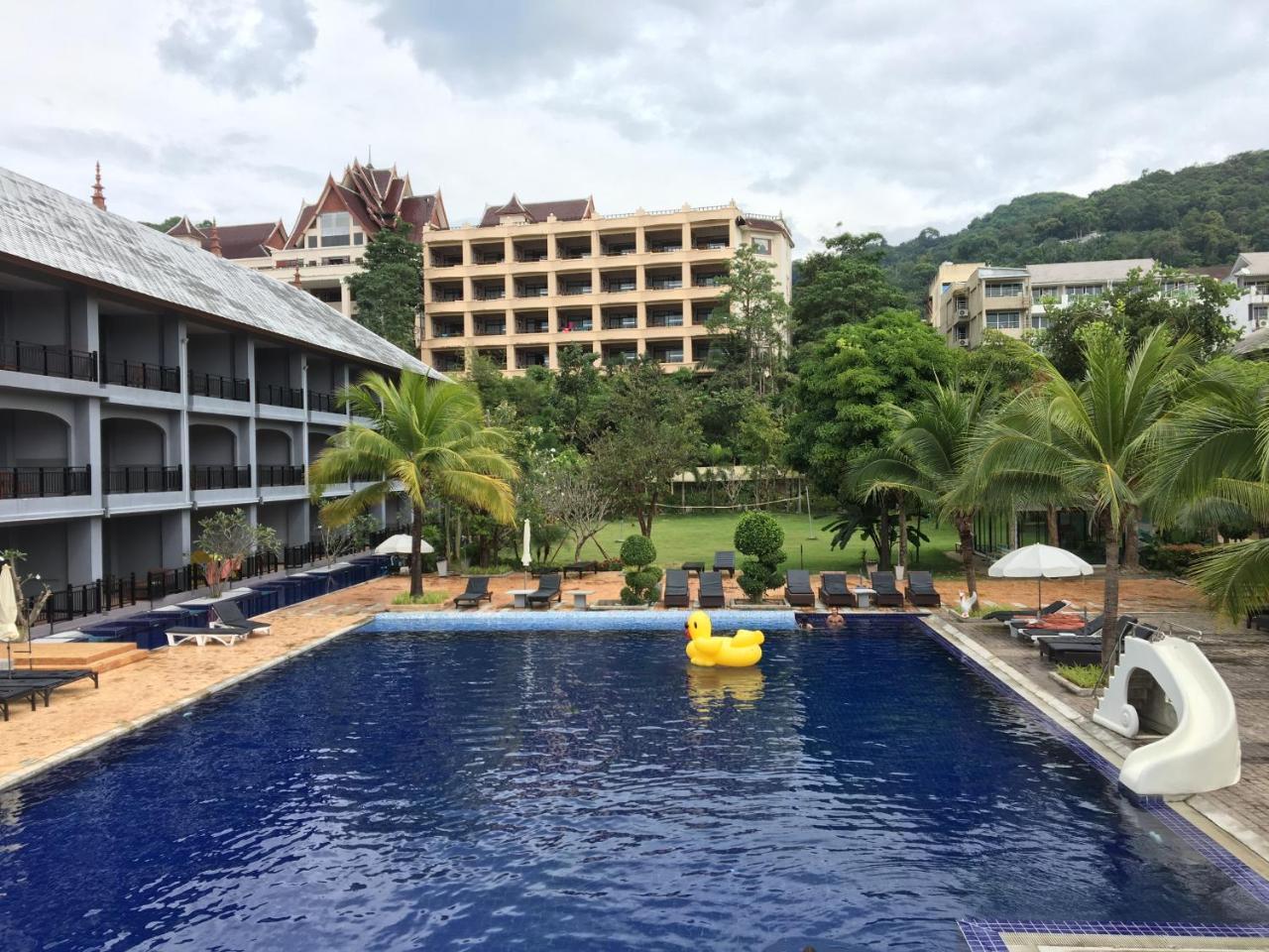 Feriested Ramada By Wyndham Aonang 4*